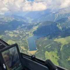 Flugwegposition um 12:44:11: Aufgenommen in der Nähe von Gemeinde Gerlos, 6281 Gerlos, Österreich in 3056 Meter